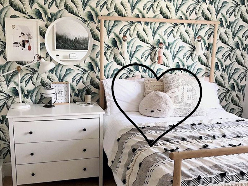 Green and White Kids Bedroom